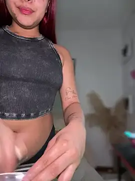 Snapshot of Zarahs_Blare1 chatting on 02-25-26, 11:15 Zarahs Blare1 online show from 02-25-26, 11:15