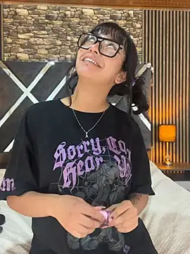 Amy channel online show from 04-18-26, 01:46