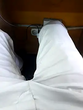 M8ygcthf3 online show from 02-06-26, 12:23