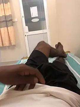 Snapshot of Ran-ga chatting on 12-17-25, 04:45 Ran-ga online show from 12-17-25, 04:45