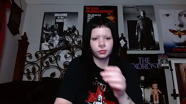 Snapshot of Bettieee_Agura chatting on 02-12-26, 01:16 Bettieee Agura online show from 02-12-26, 01:16