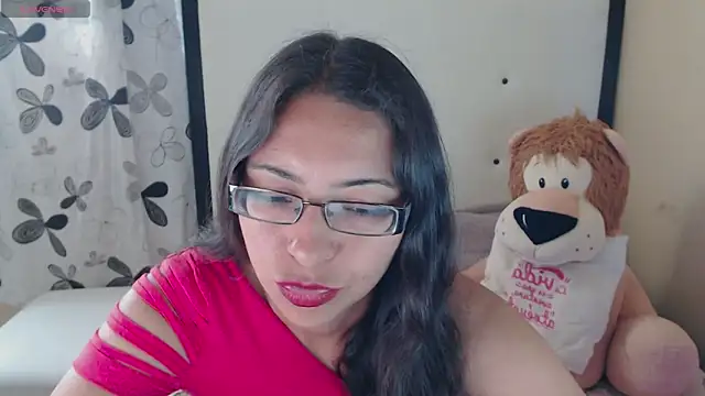 Snapshot of 1sasha_grey__1 chatting on 06-25-26, 08:47 1sasha grey 1 online show from 06-25-26, 08:47