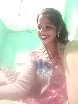 Juli pande online show from 12-20-25, 02:31