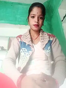 Juli pande online show from 12-22-25, 04:34