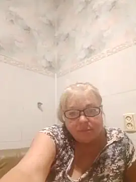 LinaLight88 online show from 12-21-25, 08:42