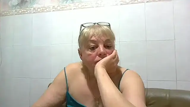 LinaLight88 online show from 04-05-26, 08:04