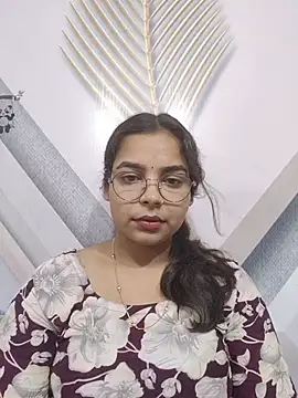 Snapshot of Himani_0122 chatting on 07-07-26, 07:45 Himani 0122 online show from 07-07-26, 07:45