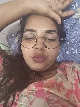 Snapshot of Himani_0122 chatting on 07-07-26, 08:01 Himani 0122 online show from 07-07-26, 08:01