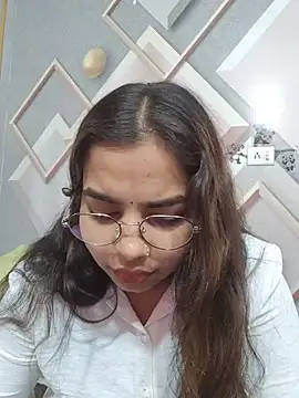 Snapshot of Himani_0122 chatting on 07-08-26, 09:43 Himani 0122 online show from 07-08-26, 09:43