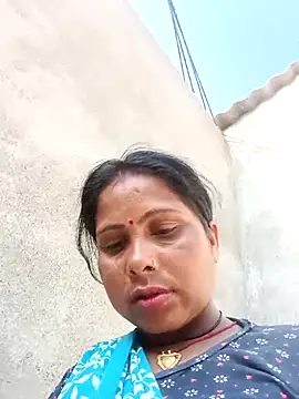Shreya pandit online show from 04-28-26, 02:27