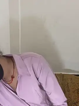 Pooja Love143 online show from 03-20-26, 04:52