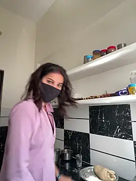 Pooja Love143 online show from 04-05-26, 05:47