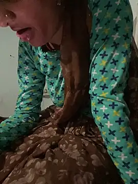 Snapshot of Pooja_Love143 chatting on 02-16-26, 03:54 Pooja Love143 online show from 02-16-26, 03:54