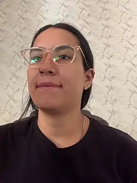 Val12777 online show from 12-15-25, 01:28