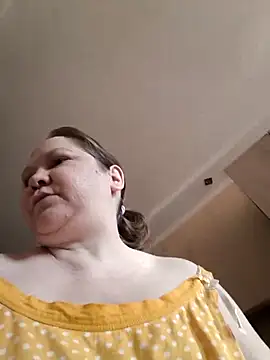 Snapshot of -Queen- chatting on 02-23-26, 05:30 -Queen- online show from 02-23-26, 05:30