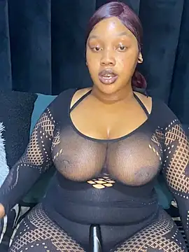 THICKBARBIE32 online show from 06-24-26, 09:56