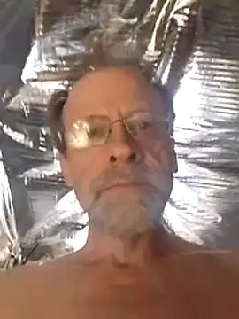 Quebec46 online show from 04-18-26, 06:27