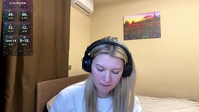 Snapshot of SkyeDavis chatting on 01-17-26, 07:17 SkyeDavis online show from 01-17-26, 07:17