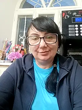 MariSwan222 online show from 06-01-26, 06:07