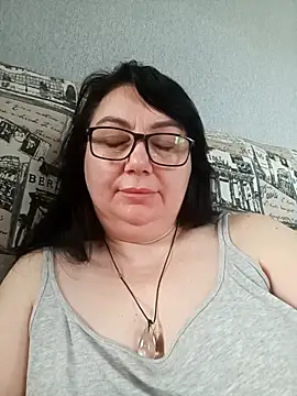 MariSwan222 online show from 05-18-26, 06:40