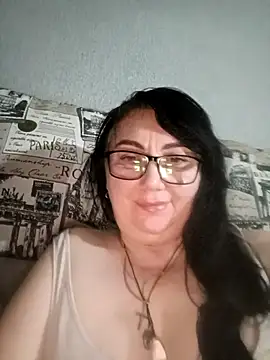 Snapshot of MariSwan222 chatting on 06-07-26, 08:36 MariSwan222 online show from 06-07-26, 08:36