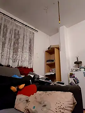 hotchris0708 online show from 12-16-25, 05:50