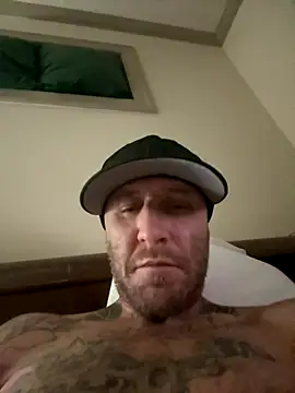 MILEHIGH711 online show from 12-17-25, 08:08