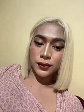 Snapshot of Lucy-penelope chatting on 03-24-26, 03:56 Lucy-penelope online show from 03-24-26, 03:56