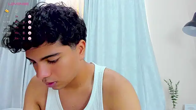 Snapshot of cherry_blossom77 chatting on 01-05-26, 05:27 cherry blossom77 online show from 01-05-26, 05:27