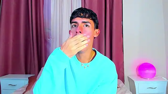 Snapshot of starboyy_77 chatting on 01-11-26, 12:45 starboyy 77 online show from 01-11-26, 12:45