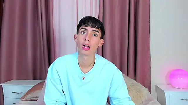 Snapshot of starboyy_77 chatting on 01-14-26, 01:15 starboyy 77 online show from 01-14-26, 01:15