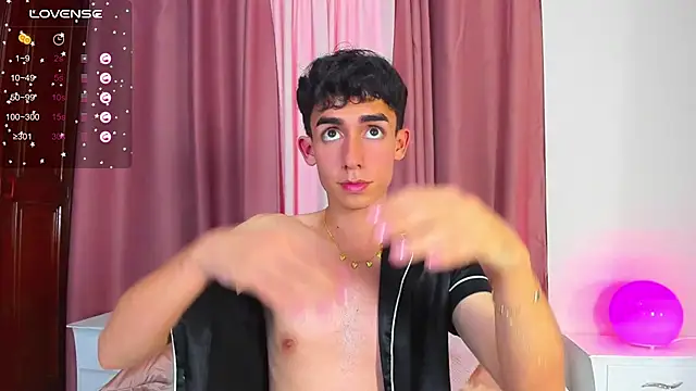 Snapshot of starboyy_77 chatting on 01-05-26, 05:27 starboyy 77 online show from 01-05-26, 05:27