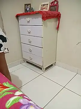 Snapshot of Fannyfoxfi chatting on 01-10-26, 04:35 Fannyfoxfi online show from 01-10-26, 04:35