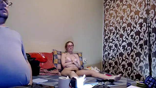 yunis32 online show from 02-27-25, 06:31