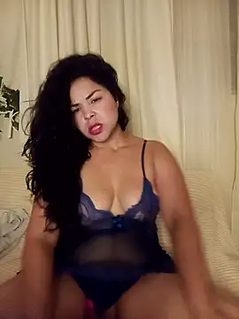 leylahot09 online show from 01-13-26, 07:01