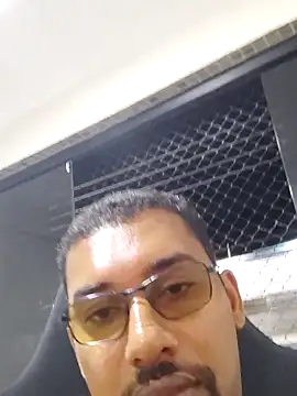 Reis001122 online show from 04-26-26, 04:54