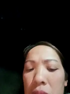 Snapshot of Andrea-688 chatting on 02-04-26, 10:32 Andrea-688 online show from 02-04-26, 10:32