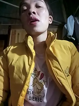 Snapshot of Andrea-688 chatting on 01-19-26, 12:09 Andrea-688 online show from 01-19-26, 12:09