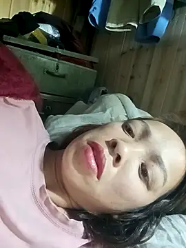 Snapshot of Andrea-688 chatting on 02-05-26, 11:11 Andrea-688 online show from 02-05-26, 11:11