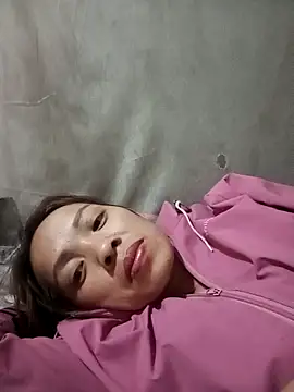 Snapshot of Andrea-688 chatting on 02-20-26, 07:21 Andrea-688 online show from 02-20-26, 07:21