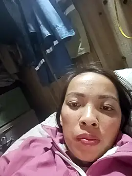 Snapshot of Andrea-688 chatting on 02-15-26, 09:52 Andrea-688 online show from 02-15-26, 09:52