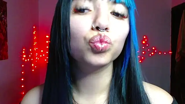 Snapshot of _Veronicaa_ chatting on 04-01-26, 03:52 Veronicaa online show from 04-01-26, 03:52