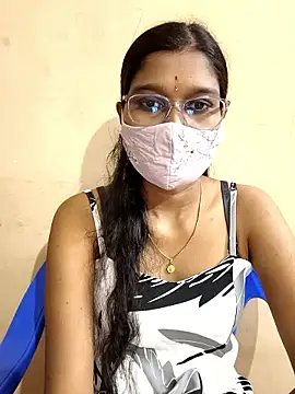 Snapshot of Nithya_Nith chatting on 02-20-26, 06:19 Nithya Nith online show from 02-20-26, 06:19