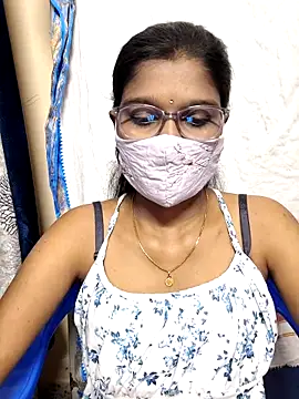 Snapshot of Nithya_Nith chatting on 02-22-26, 06:20 Nithya Nith online show from 02-22-26, 06:20