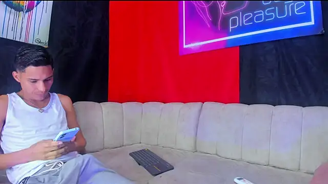 Damian and theo online show from 01-08-26, 11:38