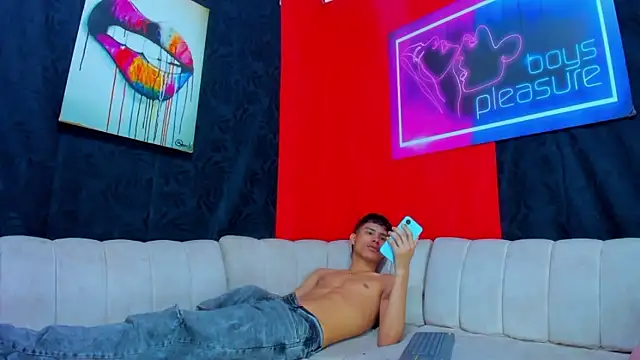 Damian and theo online show from 01-12-26, 11:17