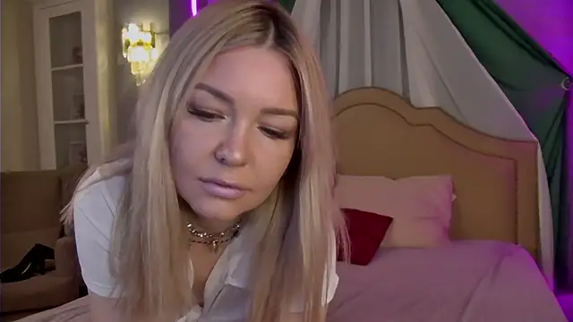 ToriCarter online show from 03-02-26, 04:58