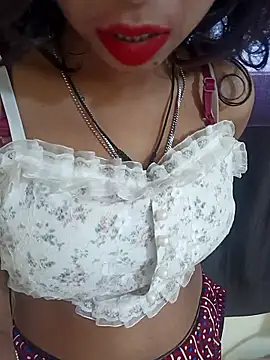 Snapshot of Kavya79 chatting on 01-14-26, 04:38 Kavya79 online show from 01-14-26, 04:38