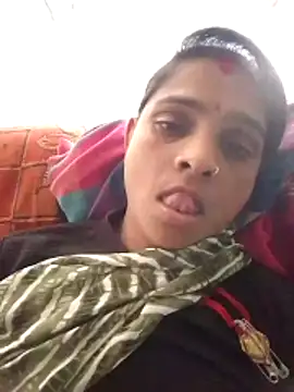 Snapshot of Rinki_malhotra chatting on 02-07-26, 06:54 Rinki malhotra online show from 02-07-26, 06:54