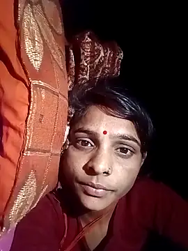 Snapshot of Rinki_malhotra chatting on 02-12-26, 07:57 Rinki malhotra online show from 02-12-26, 07:57